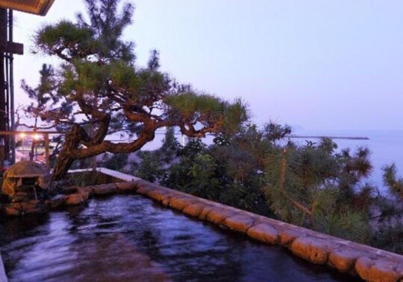 ریوکان Fufurotenburonoyado Ginsyou