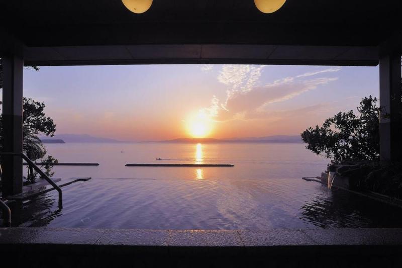 ریوکان Fufurotenburonoyado Ginsyou