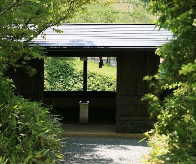 Ryokan Satonoyu Waraku 13 Years Or Older