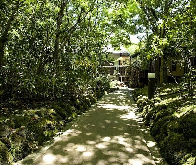 Ryokan Satonoyu Waraku 13 Years Or Older