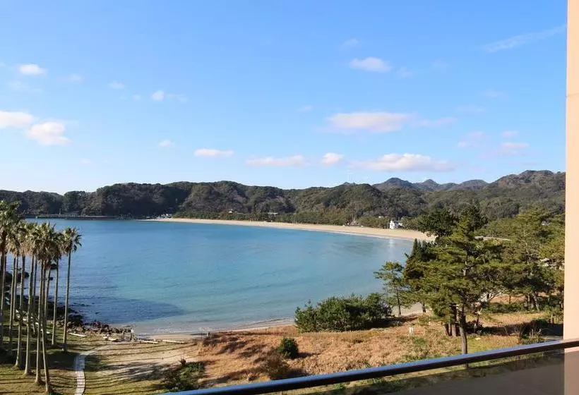 旅館 Marubun