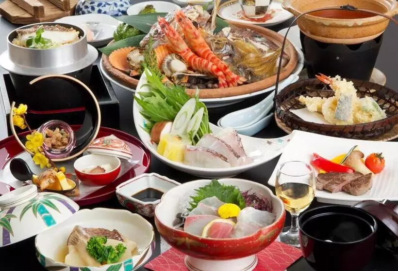 旅館 汐の丸