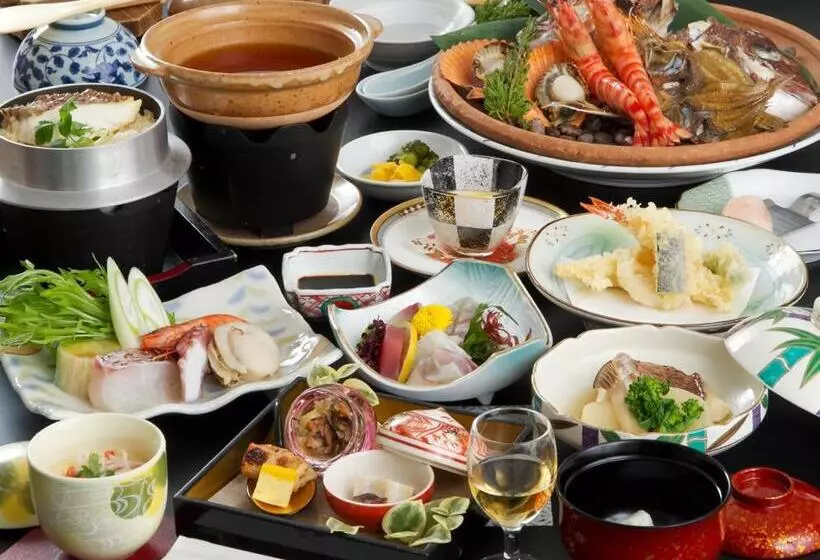 旅館 汐の丸