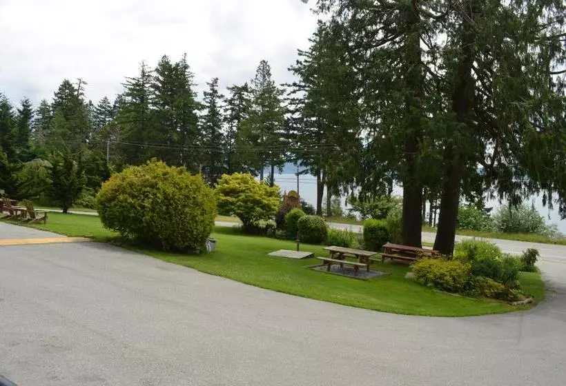 Seaside Villa Motel & Rv Park