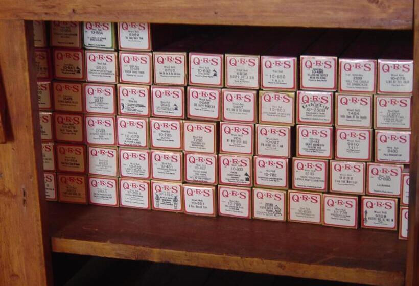 Sunny Rock Bed & Breakfast