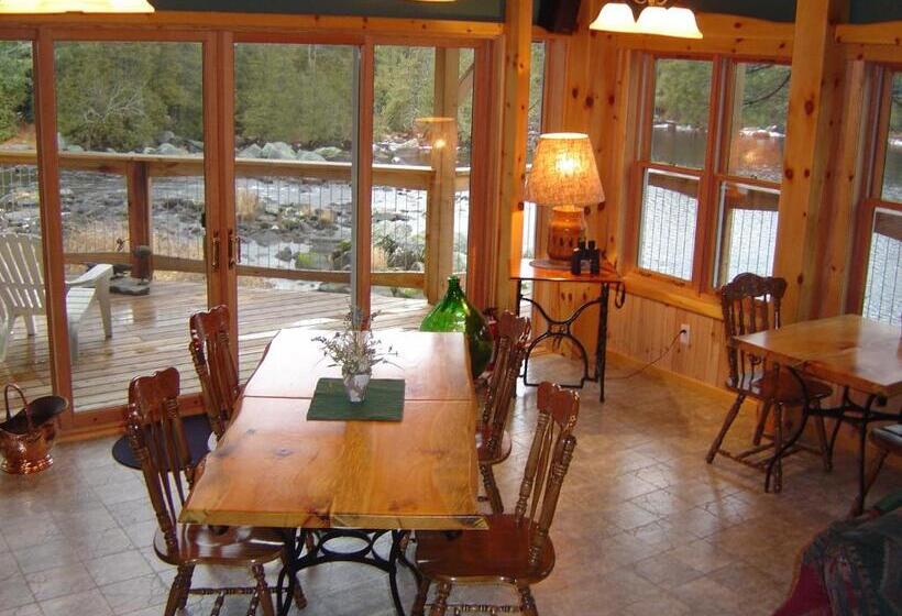 Sunny Rock Bed & Breakfast