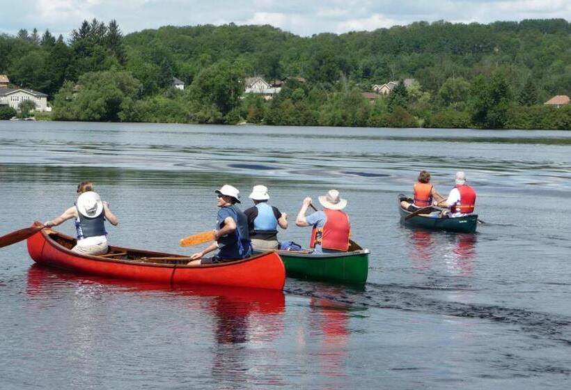 Sunny Rock Bed & Breakfast