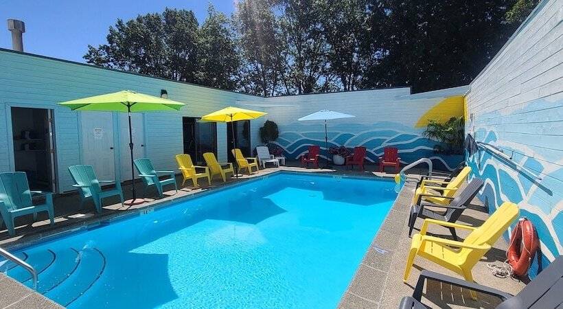 The Cedars Inn Hotel & Convention Centre