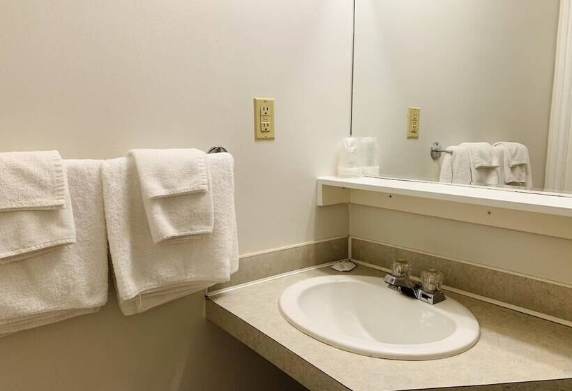 Traveler's Motel Penticton