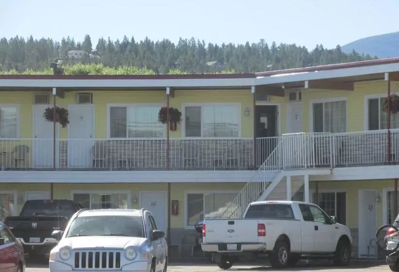 Travellers Motel