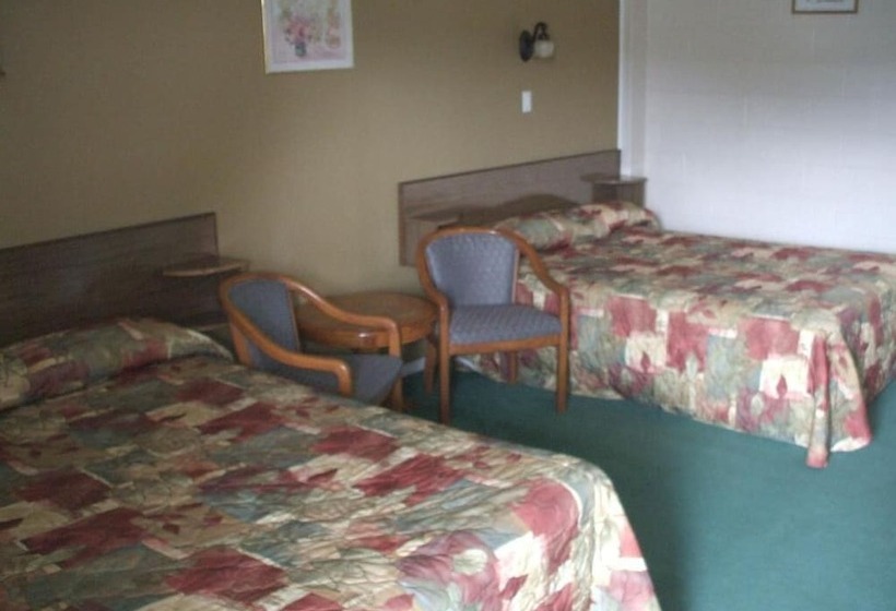 Travellers Motel