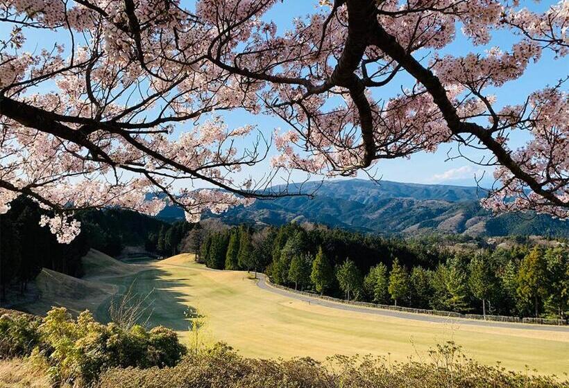 Yugashima Golf Club & Hotel Resort
