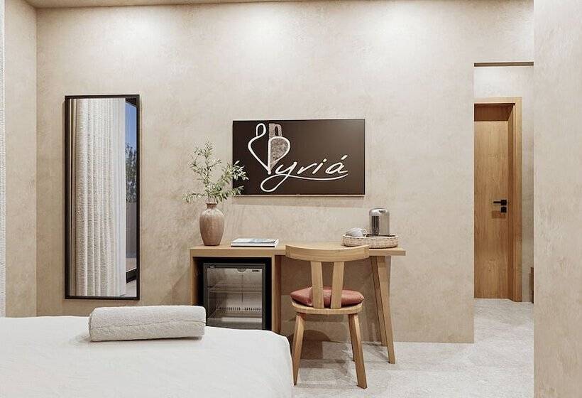 Hotel Pyriá