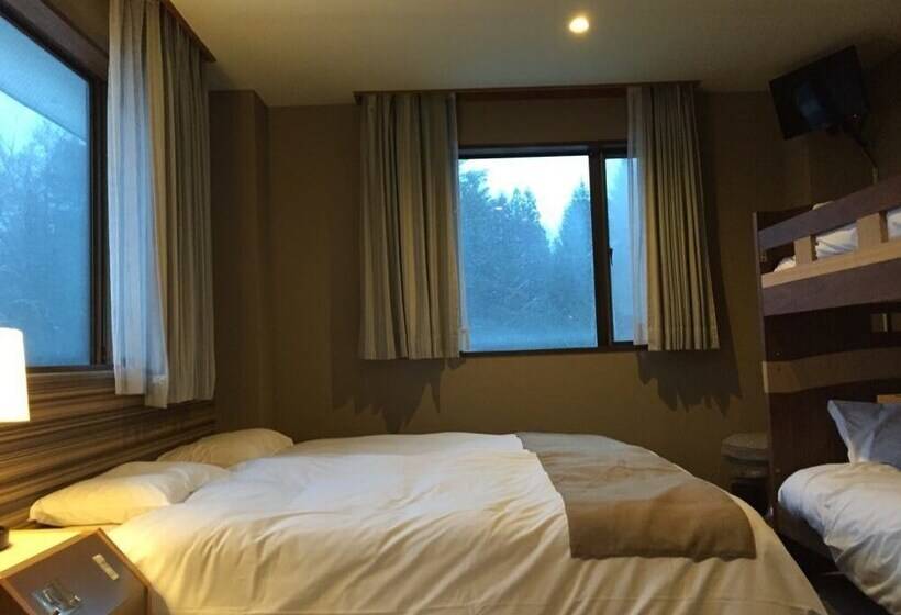 ベッドアンドブレックファースト Hakuba Landmark Iwatake Lodge