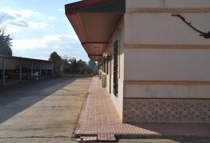 فندق Alojamiento Rural Los Delfines