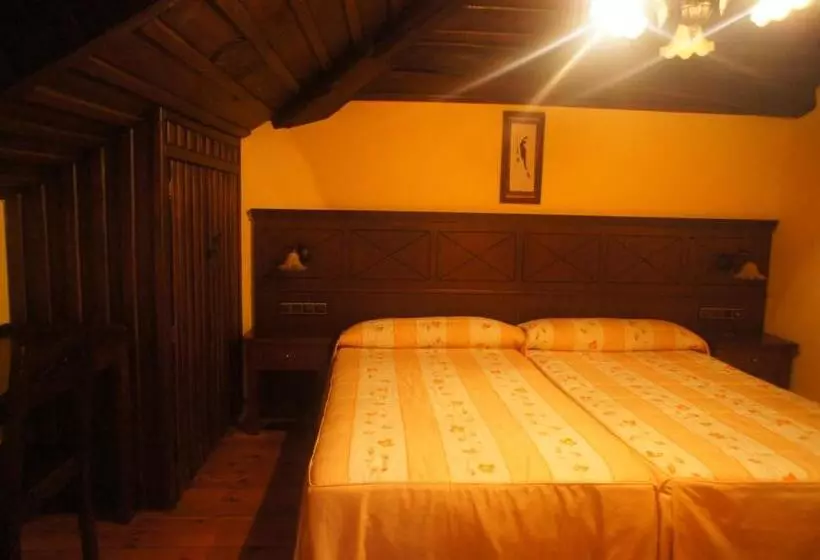 Hotelli Mirador Da Ribeira