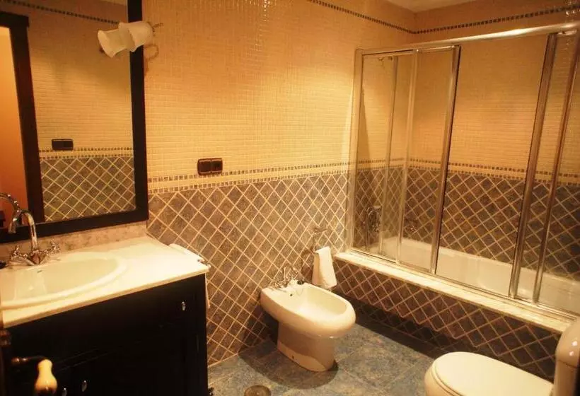 Hotelli Mirador Da Ribeira
