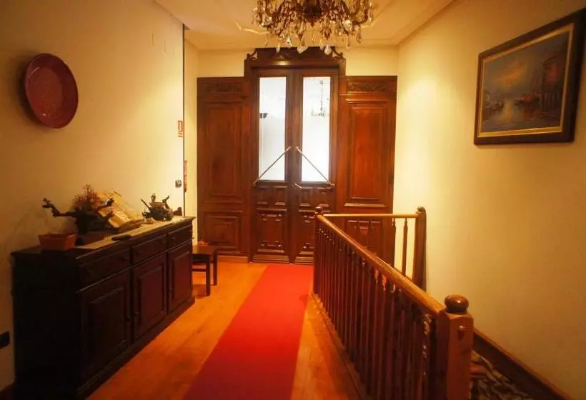 Hotelli Mirador Da Ribeira