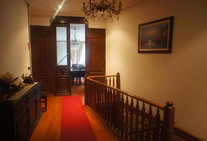 Hotelli Mirador Da Ribeira