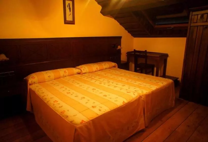 Hotelli Mirador Da Ribeira