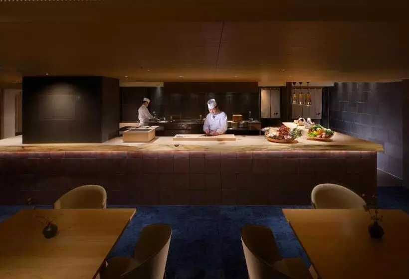 Hotelli Toba  International
