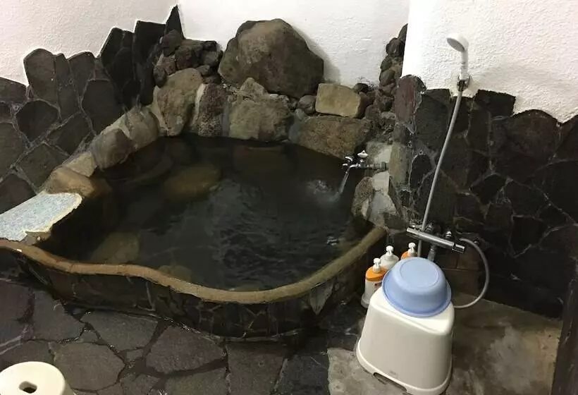 Miyoshiya Ryokan