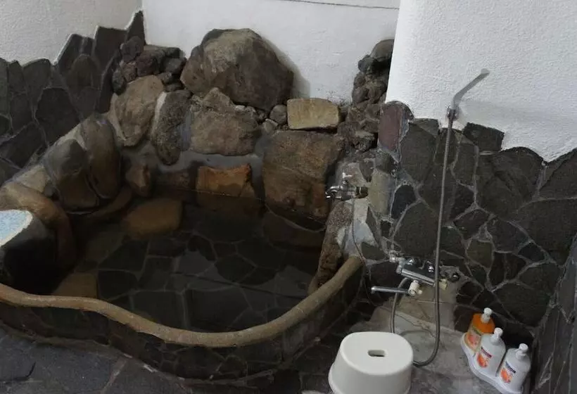 Miyoshiya Ryokan