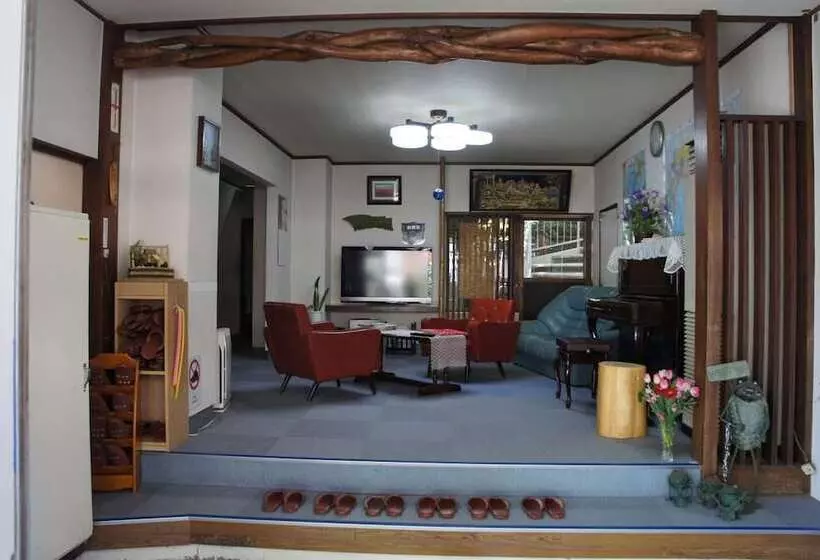 Miyoshiya Ryokan
