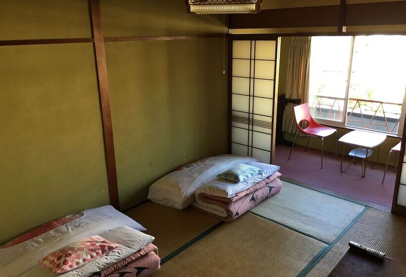 Miyoshiya Ryokan