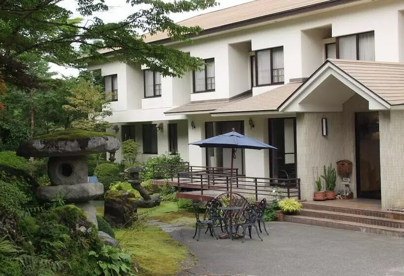 旅館 Teiensaryo Yamanakako