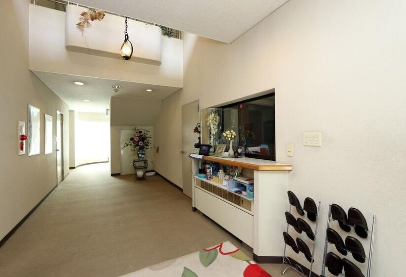 ריוקאן Teiensaryo Yamanakako