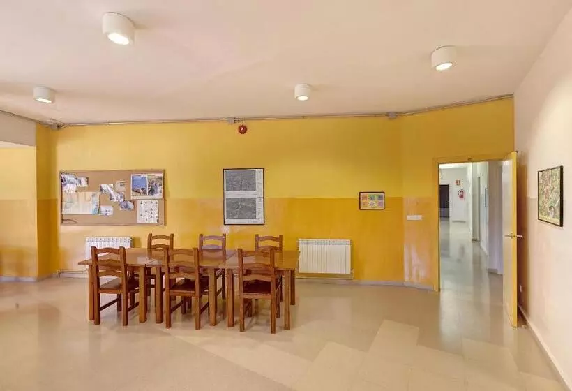 Alberg Montsec Mur