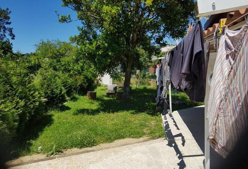 הוסטל O Refuxio De La Jerezana