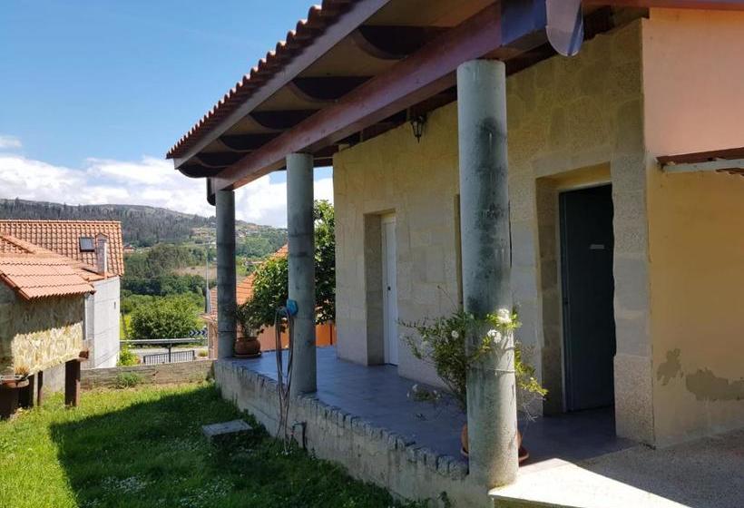 הוסטל O Refuxio De La Jerezana