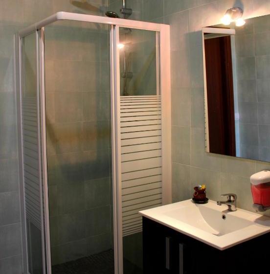 הוסטל O Refuxio De La Jerezana