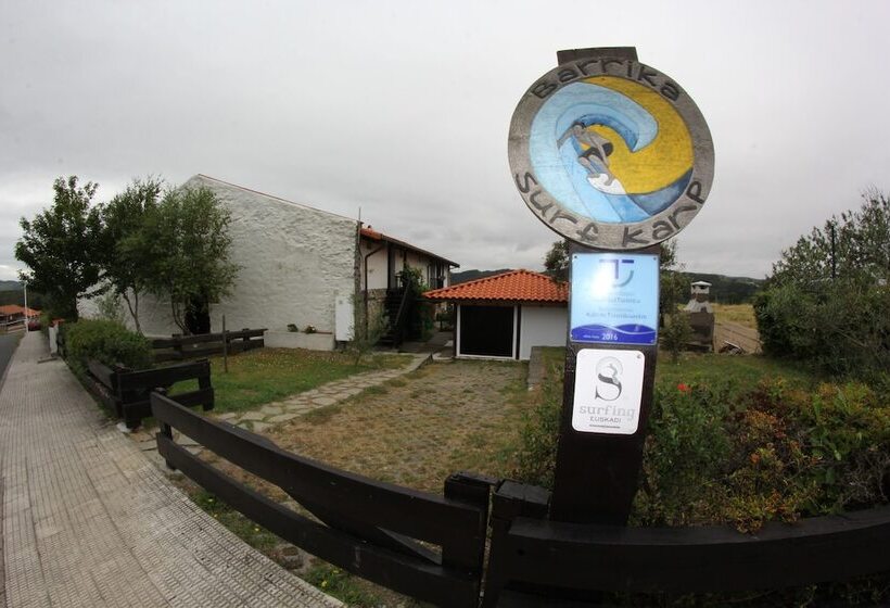 Hostel Barrika Surf Camp