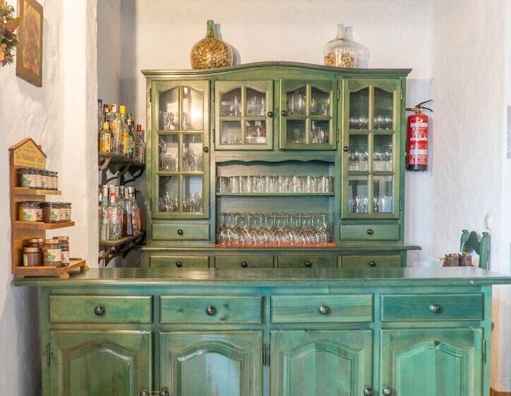 בית מלון כפרי Almeji