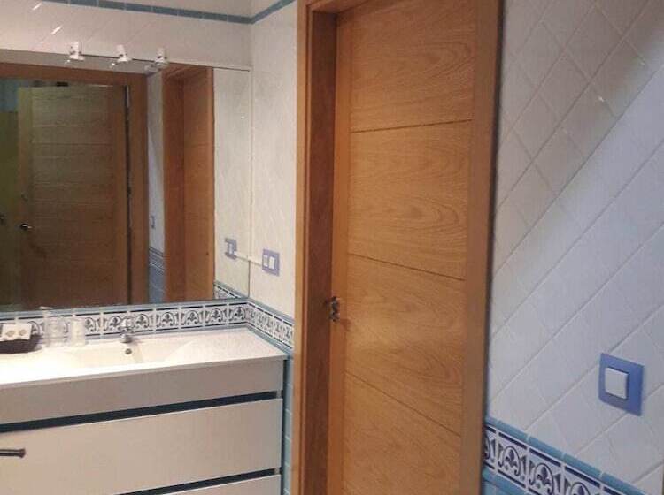 فندق Casa Rural Virgen De Las Cruces