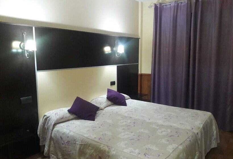 فندق Casa Rural Virgen De Las Cruces