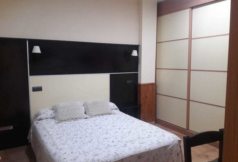 فندق Casa Rural Virgen De Las Cruces