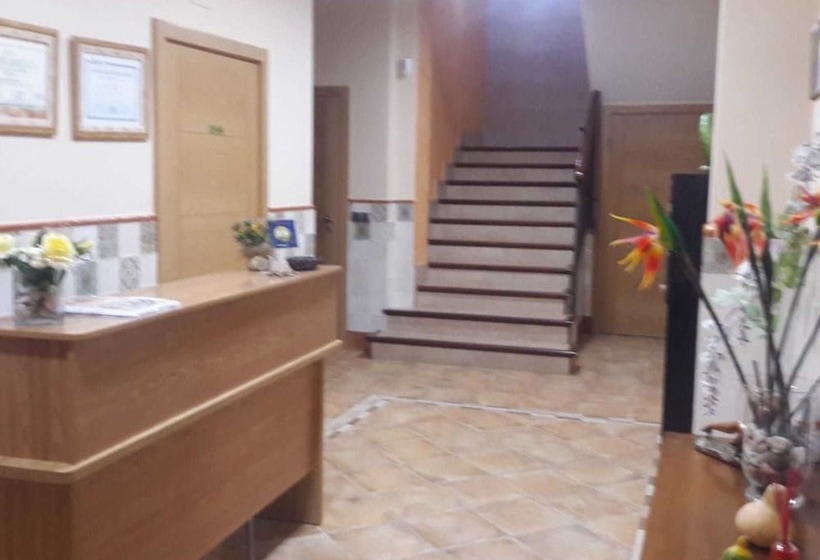 فندق Casa Rural Virgen De Las Cruces