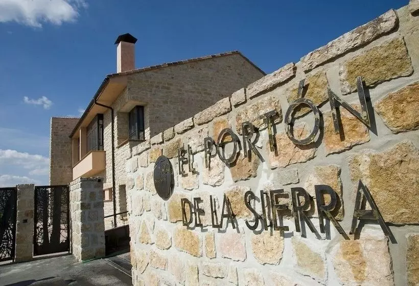 ホテル El Portón De La Sierra