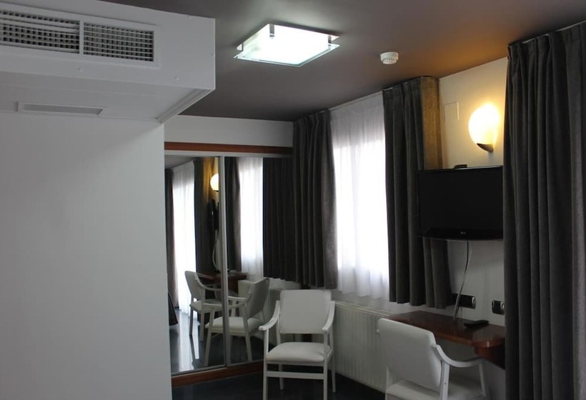 בית מלון כפרי El Salt