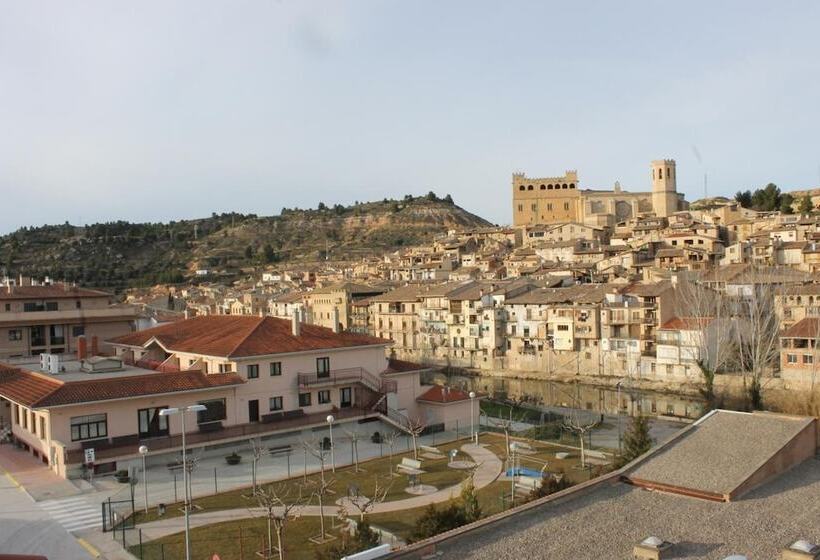 בית מלון כפרי El Salt