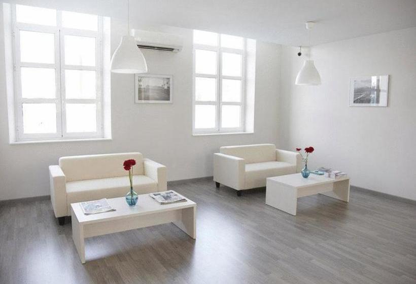 ホテル Estació Del Nord