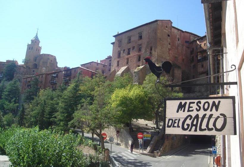 هتل Mesón Del Gallo
