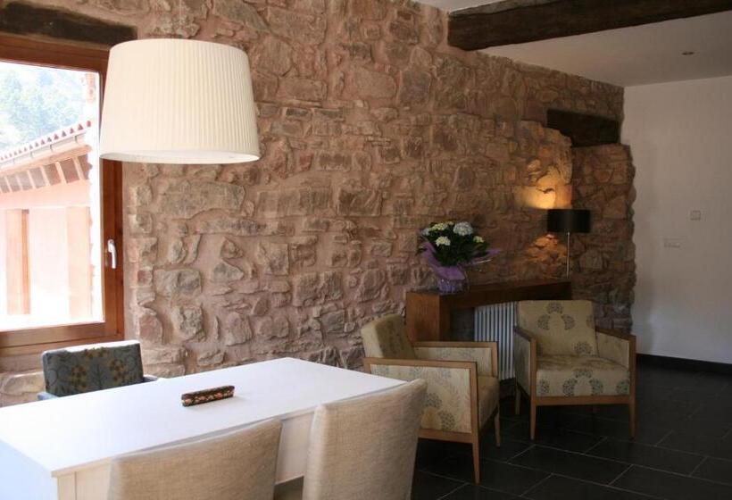 בית מלון כפרי Posada Real La Almazuela