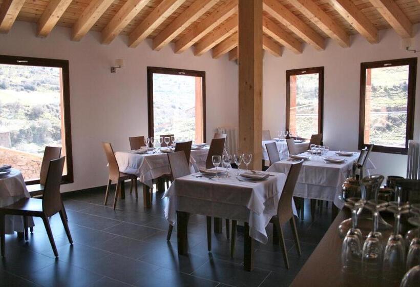 בית מלון כפרי Posada Real La Almazuela