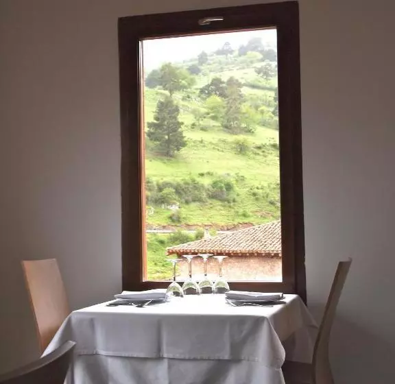 ホテル Posada Real La Almazuela