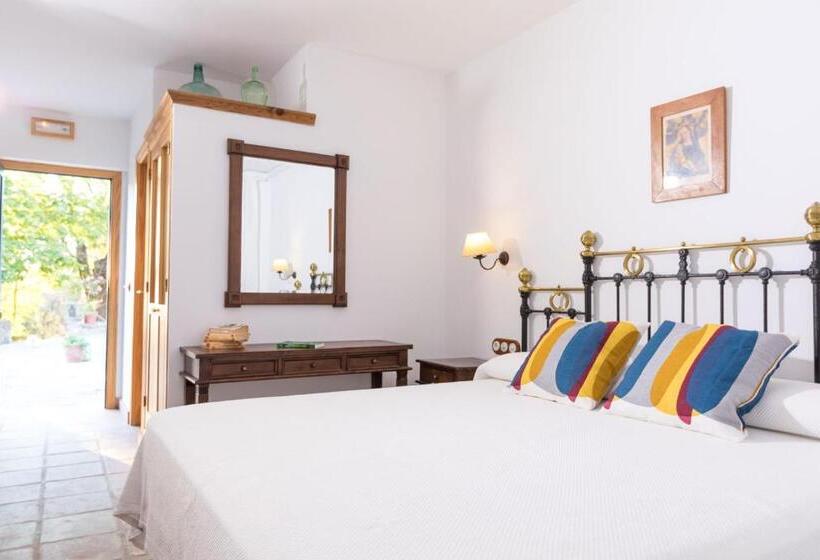 فندق ريفى Calerilla